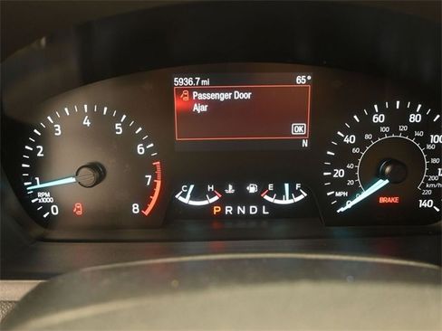 Used 2022 Ford Explorer 4WD w/ Class IV Trailer Tow Package image 9