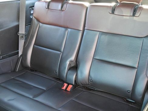 Used 2022 Ford Explorer Platinum w/ Technology Package image 19