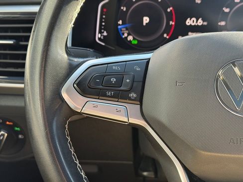 Used 2023 Volkswagen Atlas Cross Sport SE w/ Panoramic Sunroof Package image 19