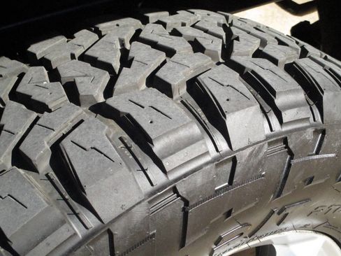 Used 2018 Chevrolet Colorado LT w/ Luxury Package, Chrome image 26