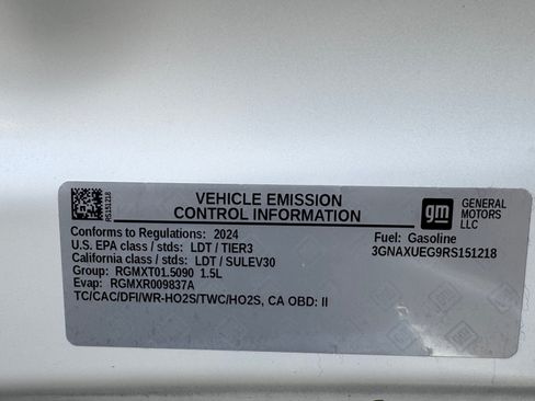 Used 2024 Chevrolet Equinox LT AWD/4WD image 23