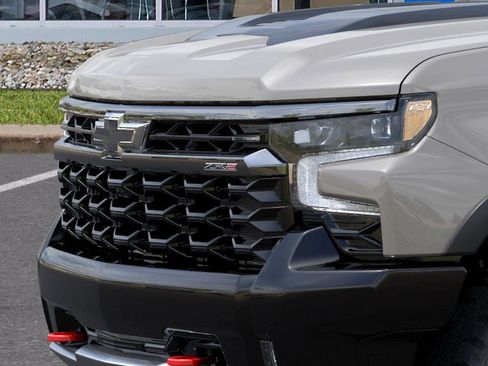 New 2026 Chevrolet Silverado 1500 ZR2 w/ LPO, Dark Essentials Package image 38