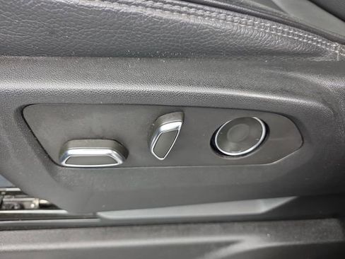 Used 2024 GMC Yukon Denali image 23