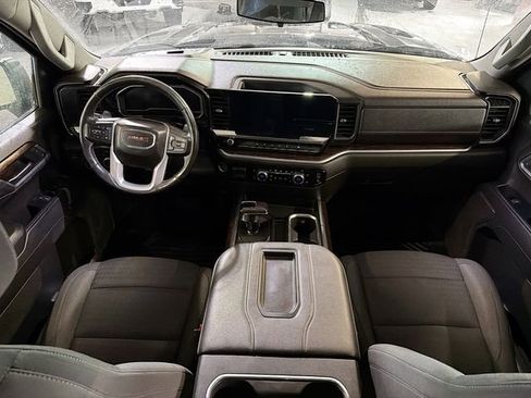 Used 2022 GMC Sierra 1500 Elevation image 10