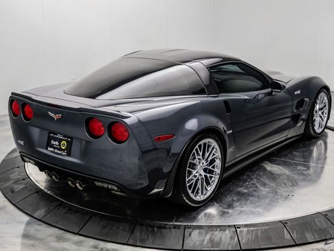 Used 2010 Chevrolet Corvette ZR1 w/ Preferred Equipment Group RWD image 19
