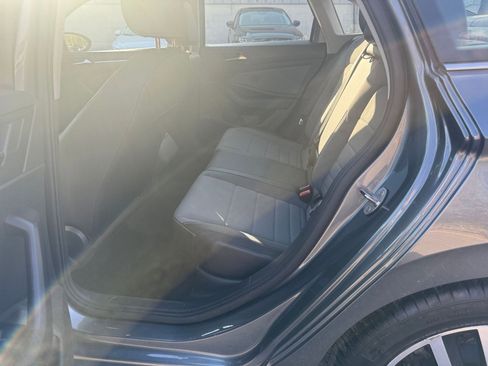 Used 2025 Volkswagen Jetta SE image 24