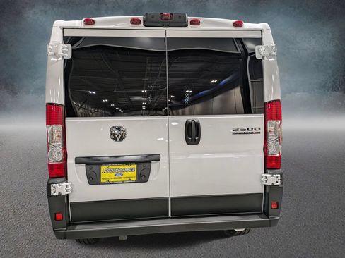 Used 2025 RAM ProMaster 2500 w/ U-Haul Equipment Group FWD image 5