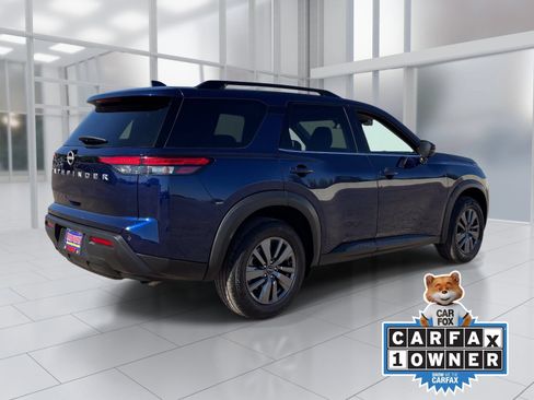 Certified 2025 Nissan Pathfinder SV FWD image 6