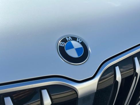 Used 2024 BMW X1 xDrive28i w/ Premium Package image 11