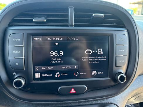 Used 2024 Kia Soul LX w/ Option Group 015 FWD image 20