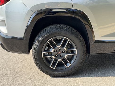 New 2026 GMC Terrain AT4 image 8