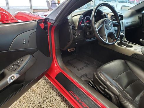 Used 2005 Chevrolet Corvette Convertible image 10