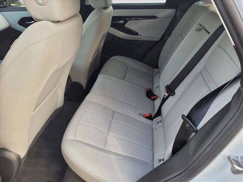 Used 2024 Land Rover Range Rover Evoque S image 19