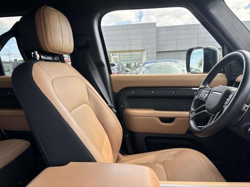 Used 2025 Land Rover Defender 130 V8 image 12