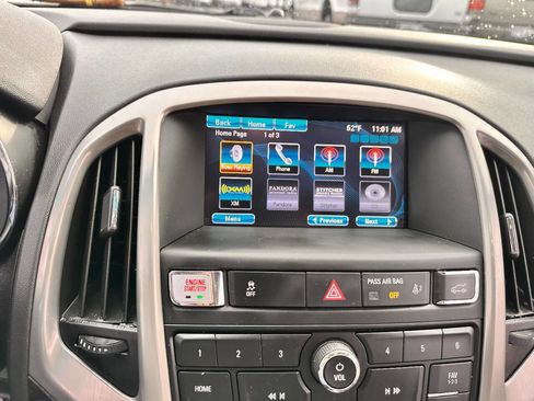 Used 2013 Buick Verano Leather image 25