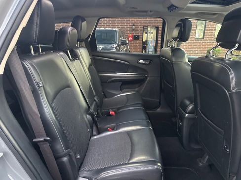 Used 2020 Dodge Journey Crossroad image 18