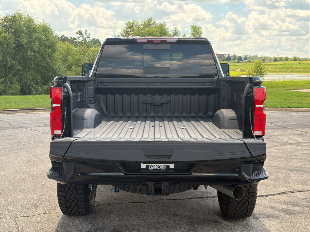 New 2026 Chevrolet Silverado 2500 ZR2 AWD/4WD image 41
