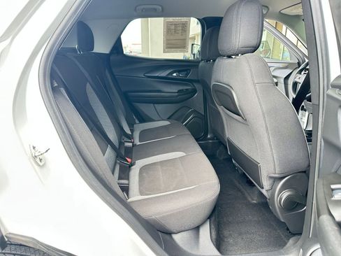 Used 2024 Chevrolet TrailBlazer LT w/ Driver Confidence Package image 25