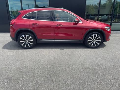 Used 2021 Mercedes-Benz GLA 250 4MATIC image 3