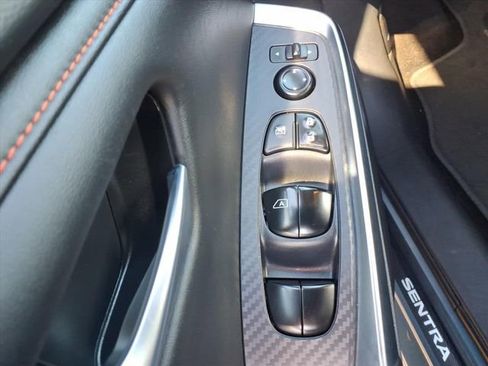 Certified 2024 Nissan Sentra SR w/ Trunk Package image 17