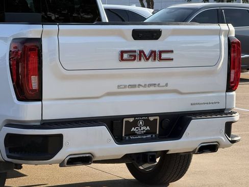 Used 2024 GMC Sierra 1500 Denali w/ Denali Reserve Package AWD/4WD image 6