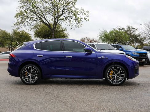 Used 2023 Maserati Grecale GT image 5