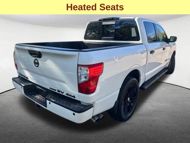 Used 2018 Nissan Titan SV w/ SV Convenience Package AWD/4WD image 10