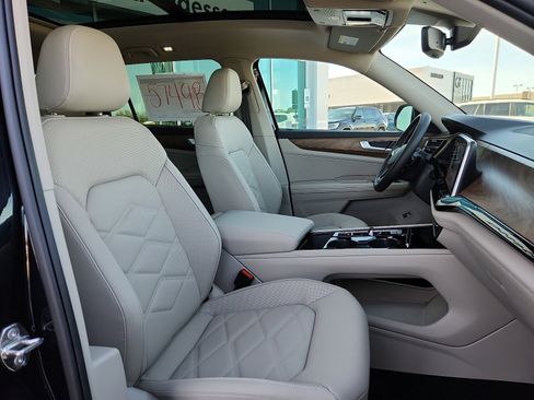 New 2026 Volkswagen Atlas SE image 15