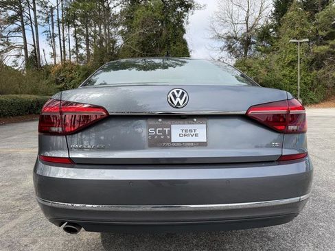 Used 2017 Volkswagen Passat 1.8T SE image 10