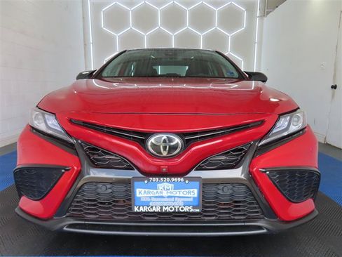 Used 2021 Toyota Camry XSE w/ Navigation Package FWD image 3