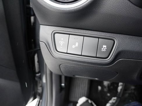 Certified 2022 Kia Forte LXS w/ LXS Technology Package image 21