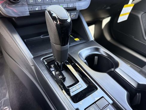 New 2026 Subaru Outback Limited AWD/4WD image 33