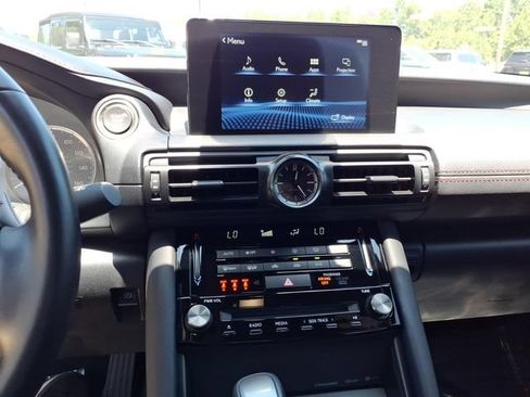 Used 2024 Lexus IS 350 F Sport RWD image 15