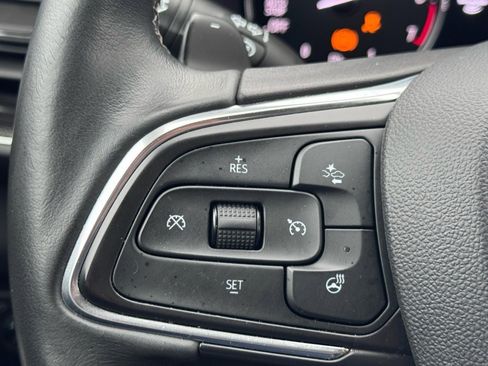 Used 2023 Buick Envision Essence w/ Sport Touring Package image 8