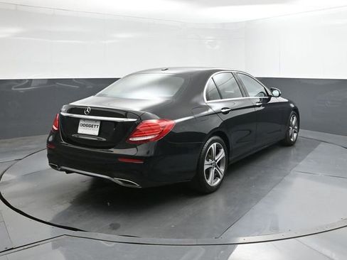Used 2019 Mercedes-Benz E 300 image 8