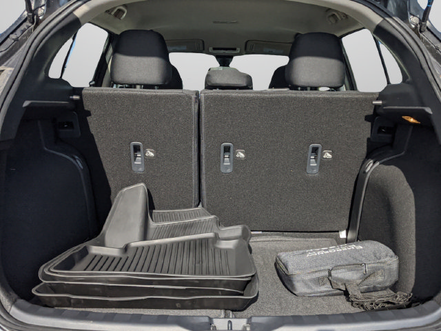 Certified 2025 Nissan Kicks Play S FWD image 18