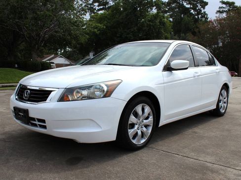 Used 2009 Honda Accord EX-L image 2