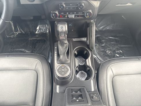 Used 2024 Ford Bronco Everglades image 20