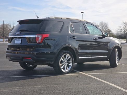 Used 2019 Ford Explorer XLT w/ Equipment Group 202A image 17