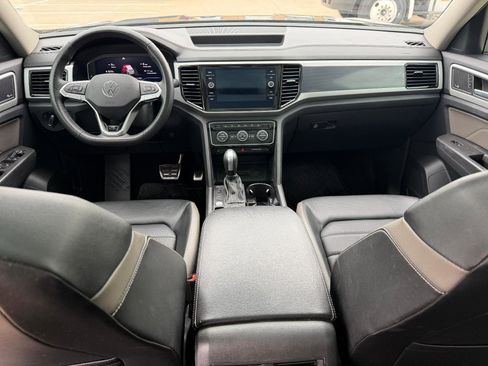 Used 2023 Volkswagen Atlas SEL Premium image 27