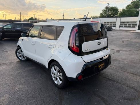 Used 2016 Kia Soul + FWD image 36