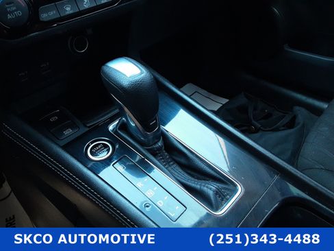 Used 2022 Nissan Kicks SV image 23