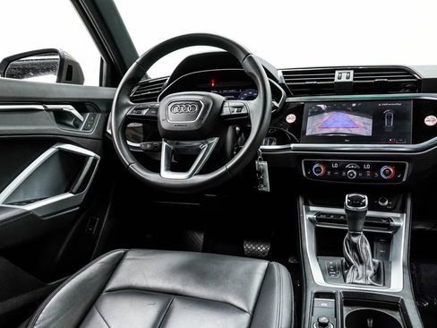 Used 2025 Audi Q3 2.0T Premium AWD/4WD image 24