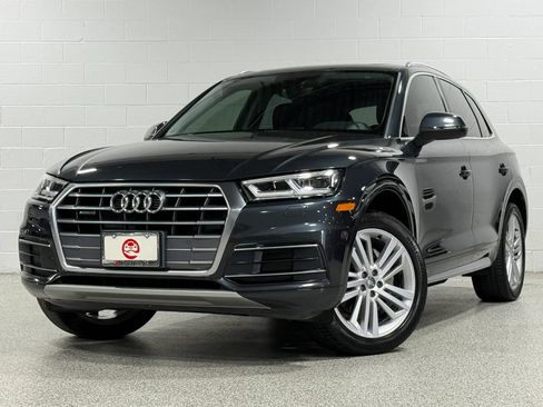 Used 2018 Audi Q5 2.0T Premium Plus w/ Premium Plus Package AWD/4WD image 2