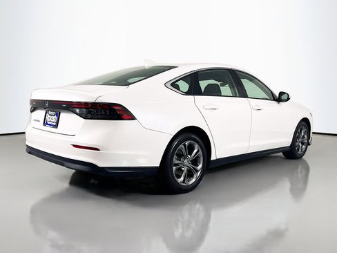 Certified 2024 Honda Accord EX image 5
