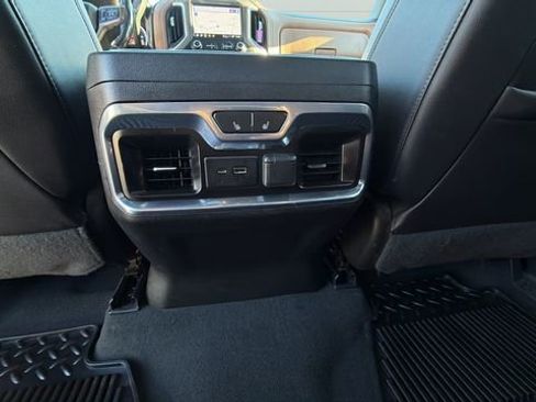 Used 2021 Chevrolet Silverado 3500 High Country image 22