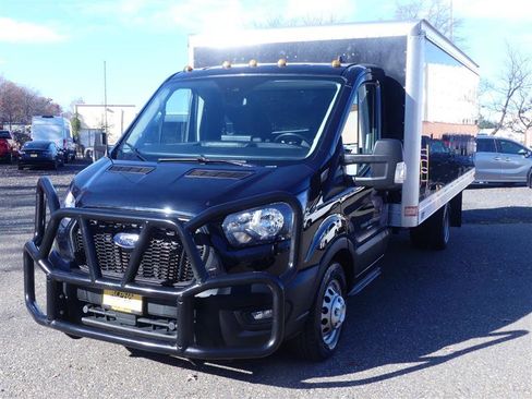 Used 2023 Ford Transit 350 image 4