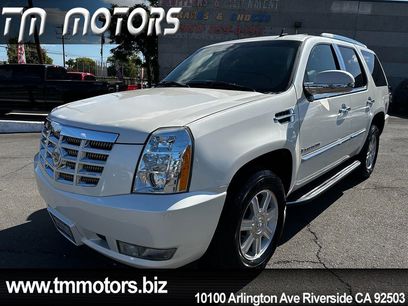 Used 2007 Cadillac Escalade AWD w/ Information Package
