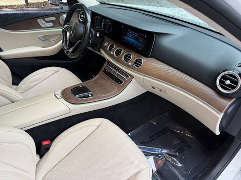 Used 2022 Mercedes-Benz E 350 4MATIC Sedan image 30