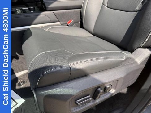 Used 2026 Toyota Tundra Limited AWD/4WD image 17